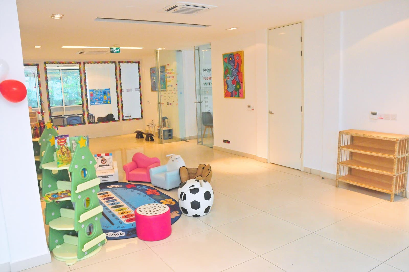 Oak of Honour International Preschool - Osu photo 2